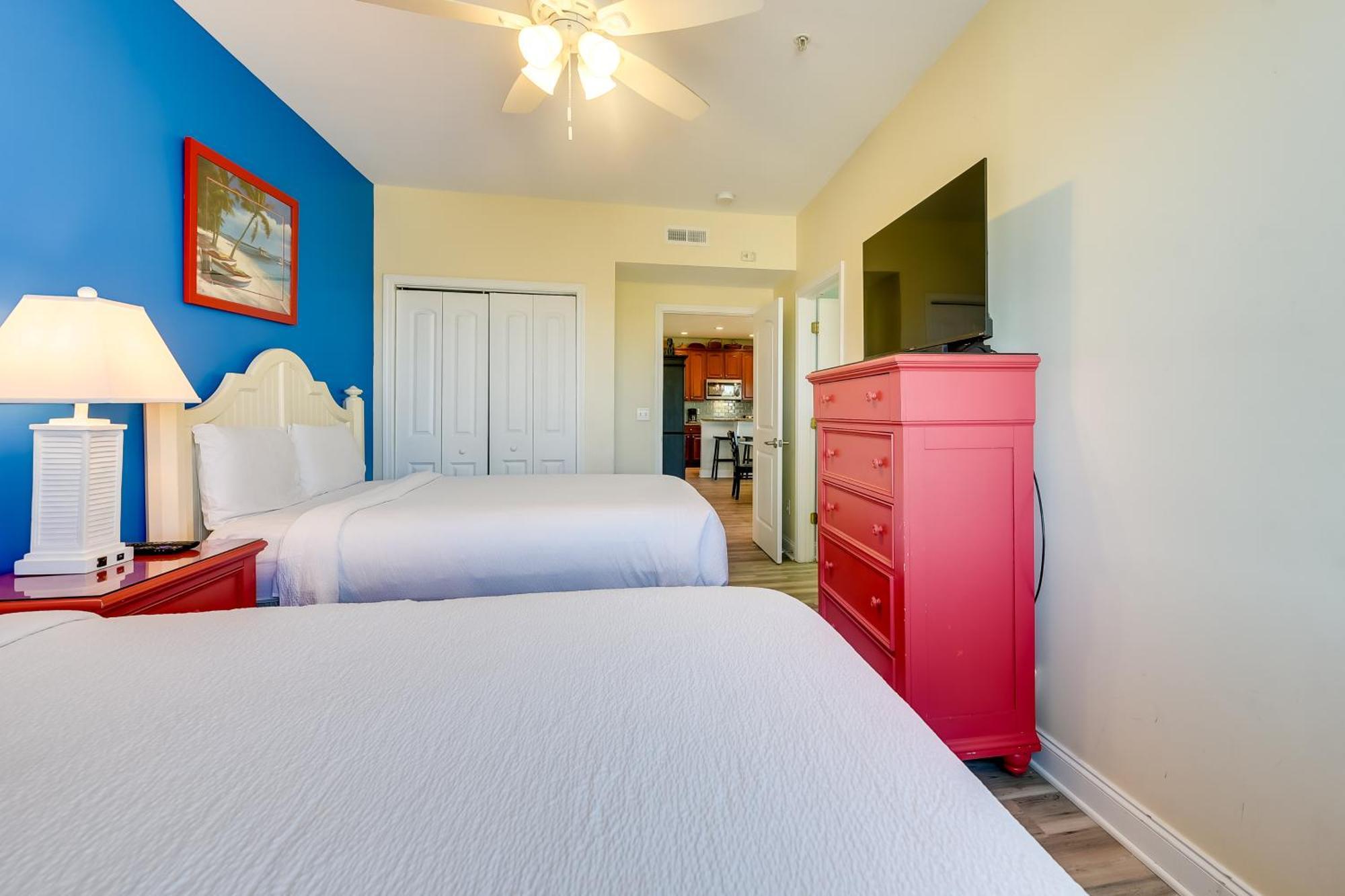 Roomy North Myrtle Beach Condo, Walk To Beach Екстер'єр фото