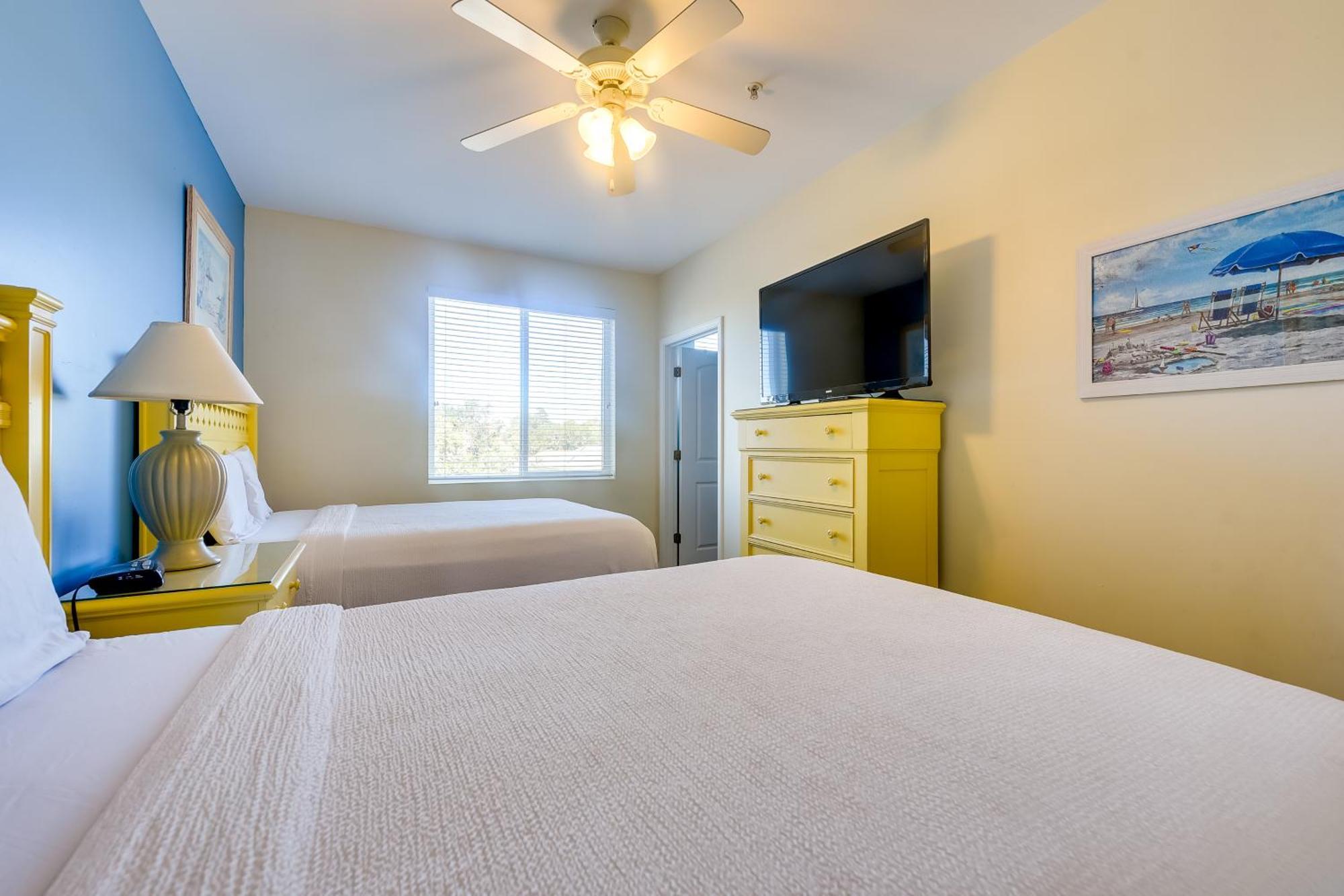 Roomy North Myrtle Beach Condo, Walk To Beach Екстер'єр фото