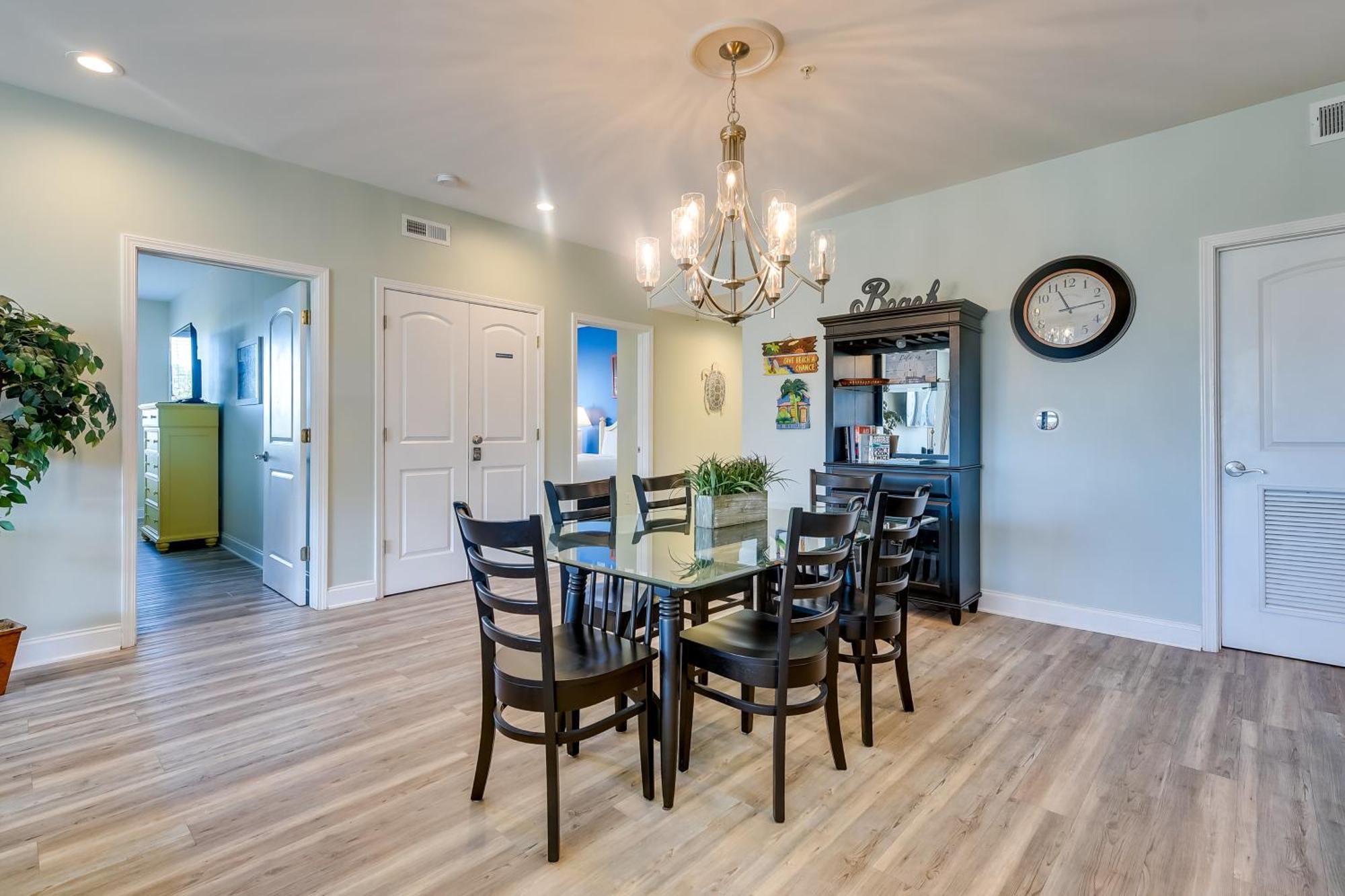 Roomy North Myrtle Beach Condo, Walk To Beach Екстер'єр фото